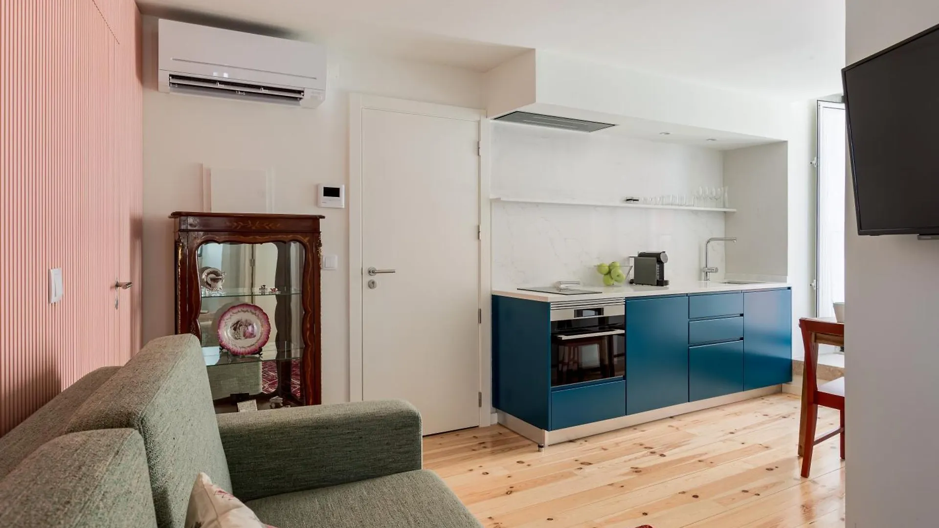 Joivy Flats Next To Rossio Square And Main Lisbon Attractions Apartment Portugal